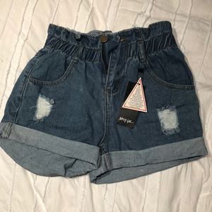 Nasty Gal high waisted Paperbag Scrunch Shorts